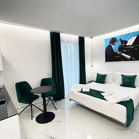 Bed & Breakfast Kreart Boutique Suites & Deluxe Rooms 4*