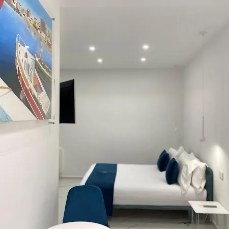 Kreart Boutique Suites & Deluxe Rooms 4*